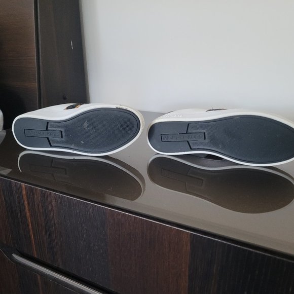 Michael Kors woman 7.5 sneakers - Picture 11 of 14